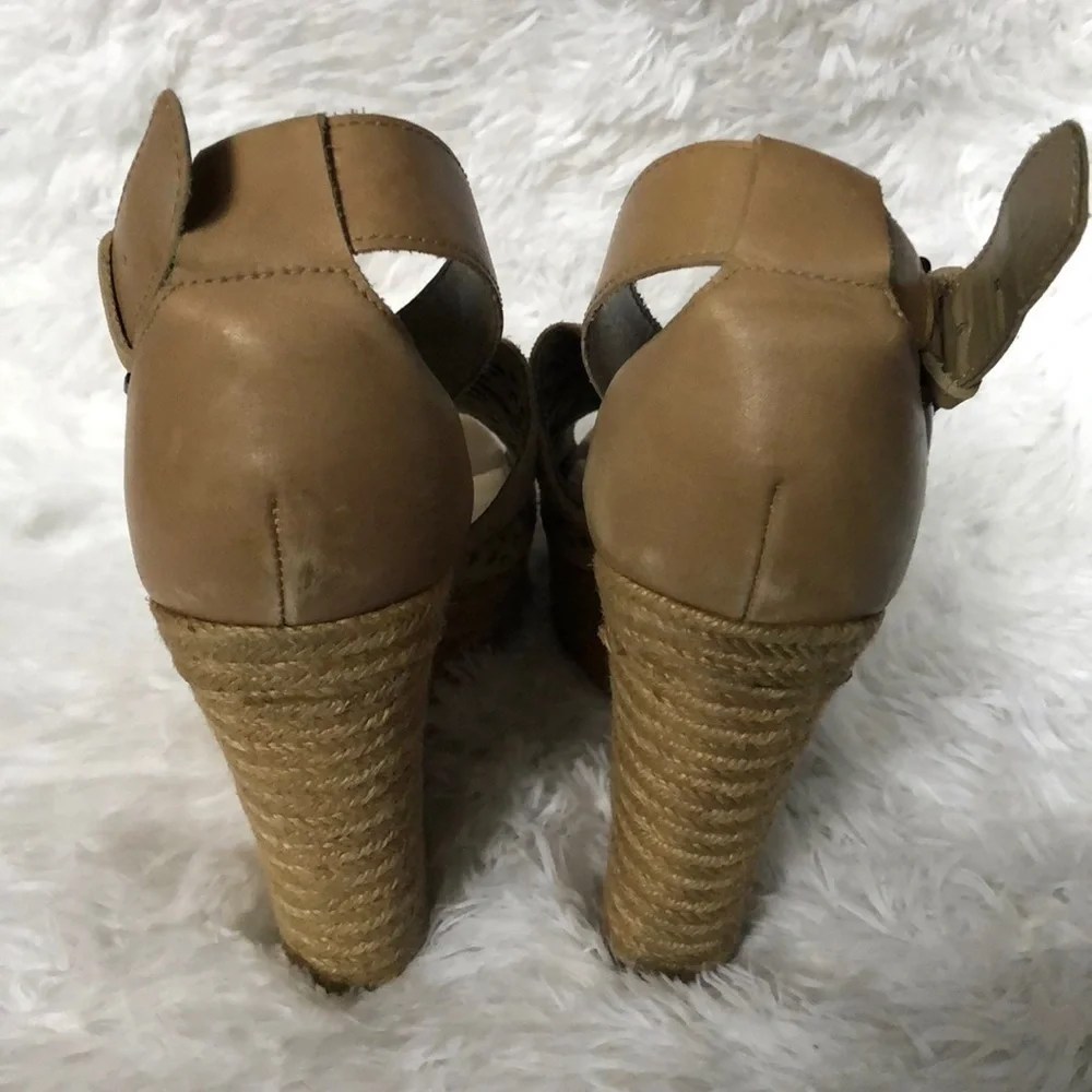 Marc Fisher Hasina Espadrille Suede Wedges 9 Tan Open Peep Toe Cutout Buckle